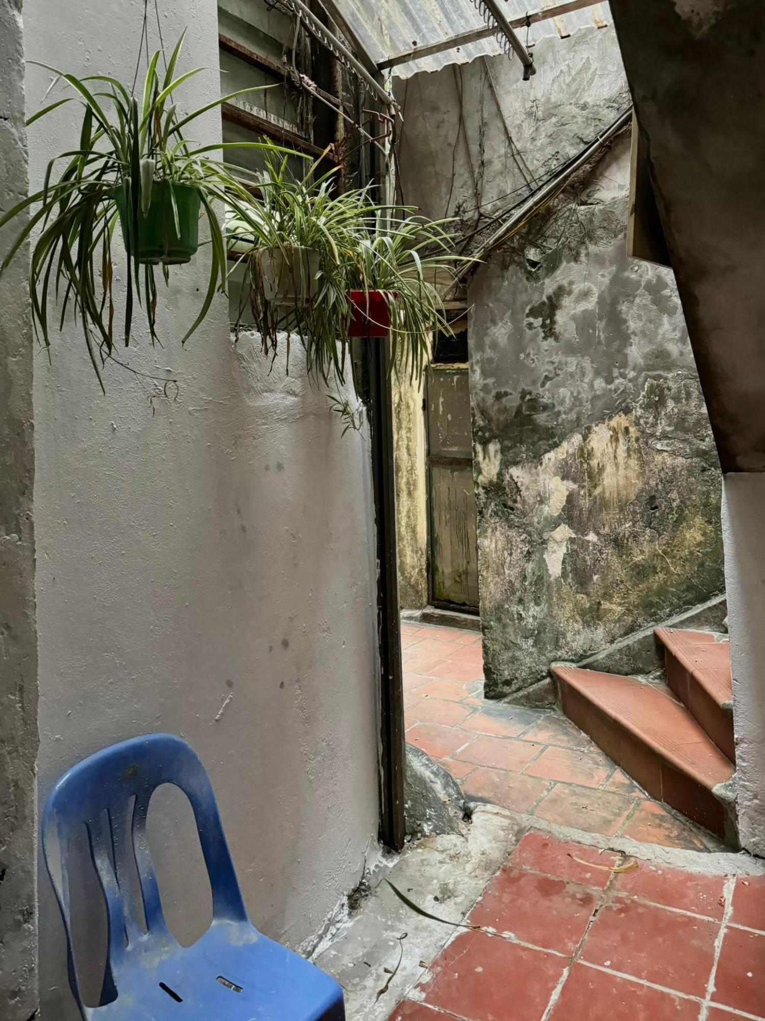 Hidden Gem Homestay 2 ハノイ市 エクステリア 写真