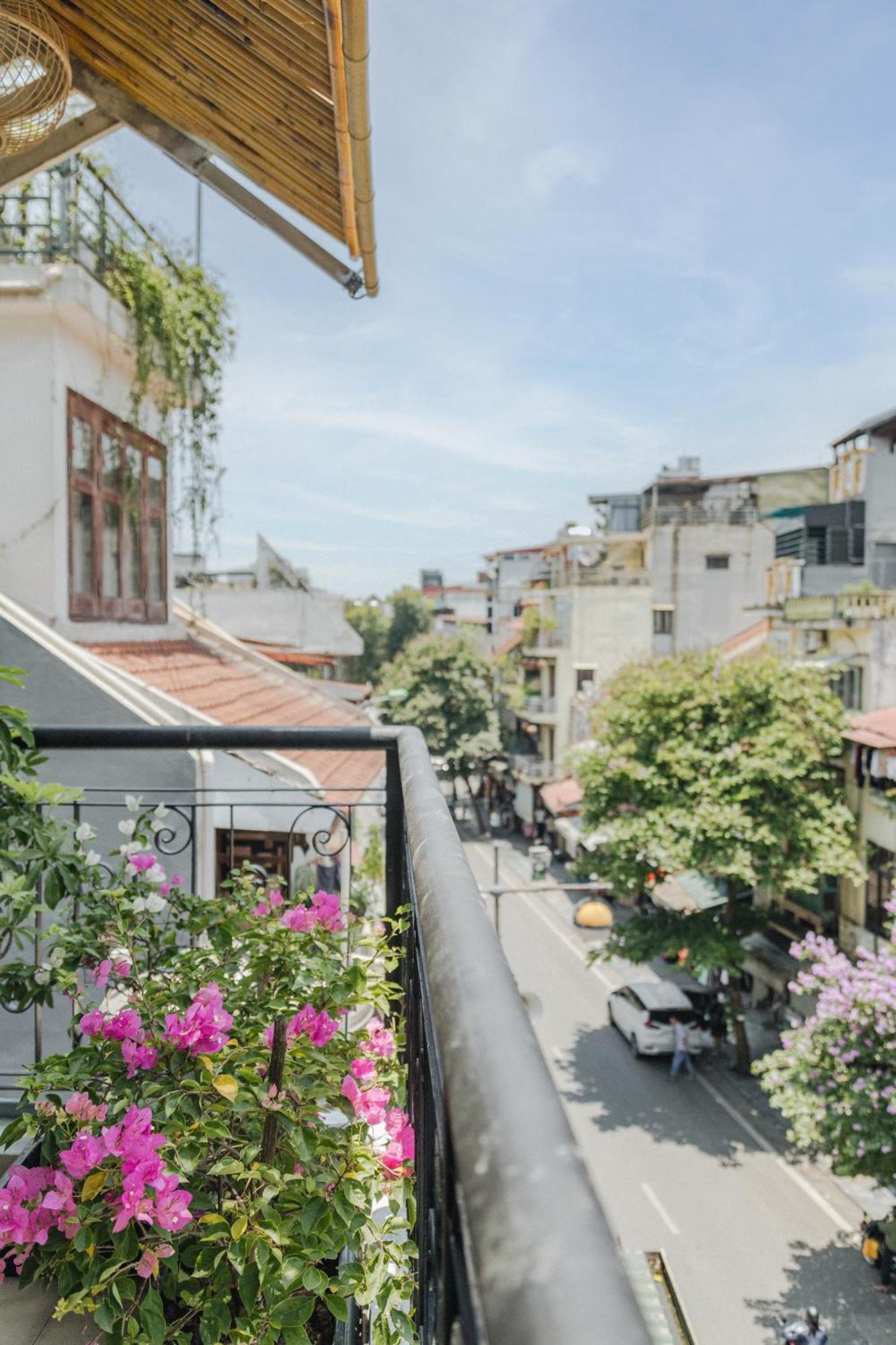 Hidden Gem Homestay 2 ハノイ市 エクステリア 写真