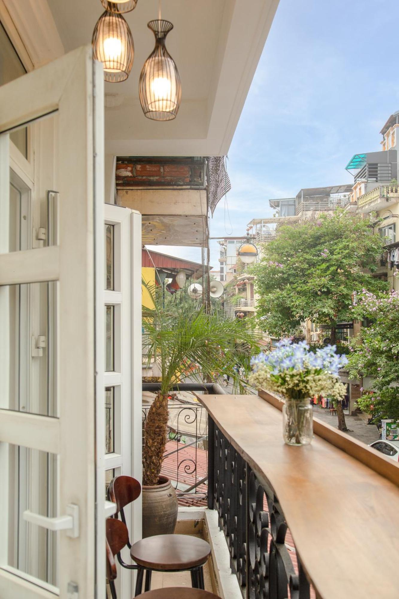 Hidden Gem Homestay 2 ハノイ市 エクステリア 写真