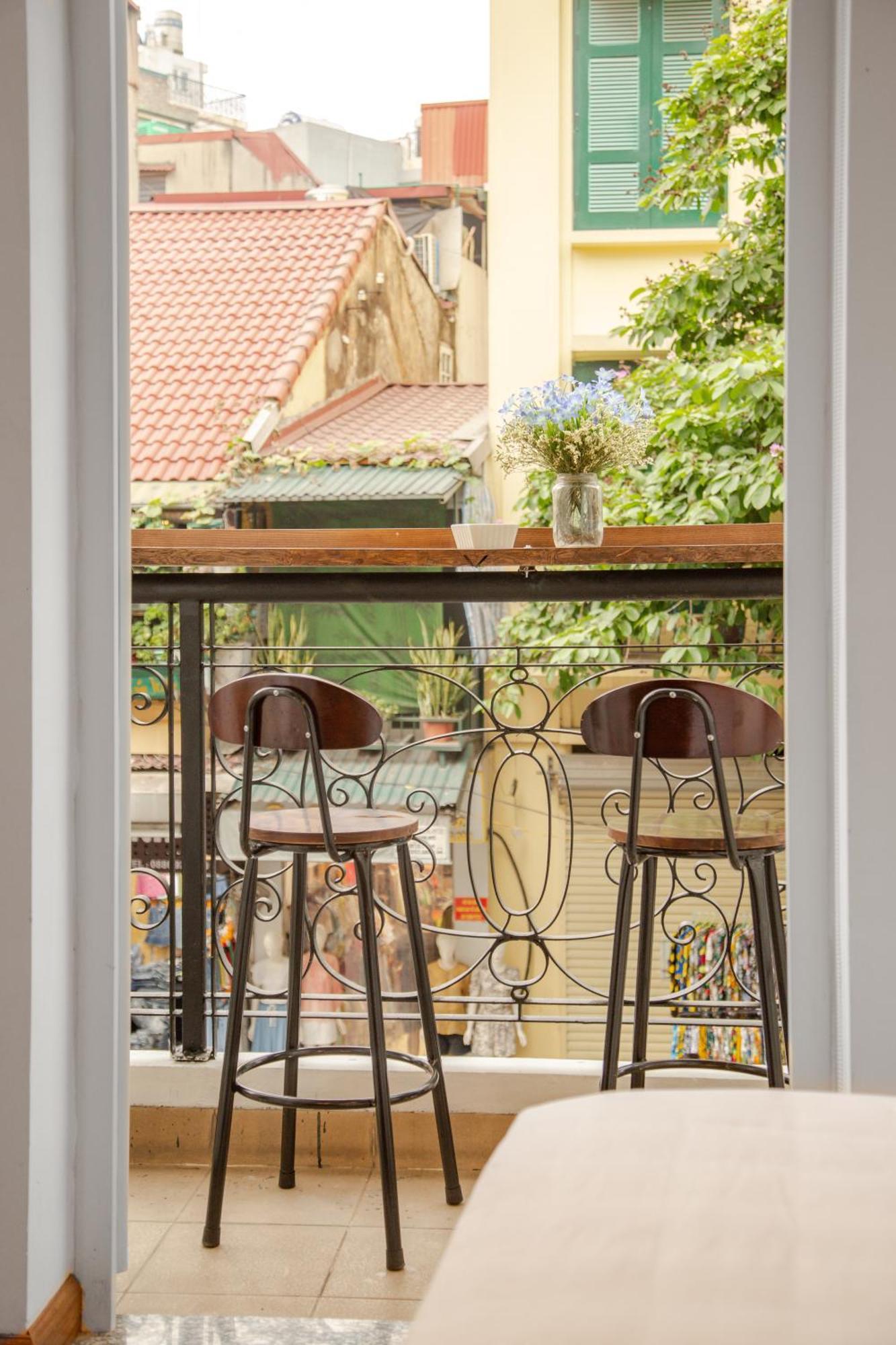 Hidden Gem Homestay 2 ハノイ市 エクステリア 写真